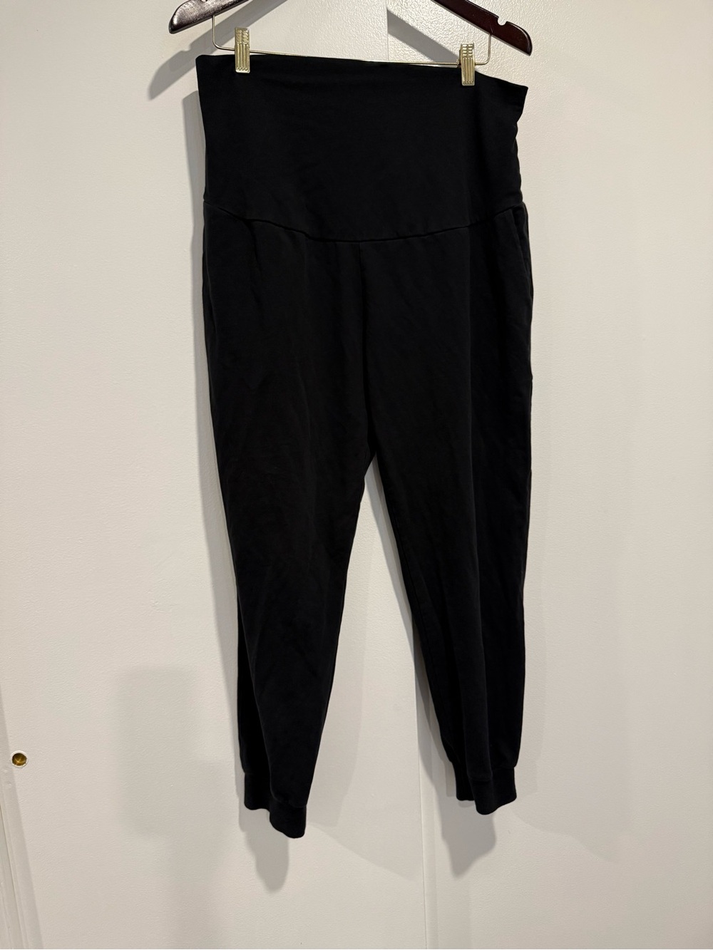 Joyarja High-Waist Black Jogger Maternity Pants for Women size Large